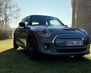 Mini MINI Cooper SE Trim M Gebrauchtwagen