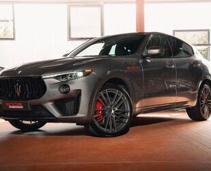 Maserati Maserati Levante Trofeo*3D Matt Carbon*22´Orione*P Gebrauchtwagen