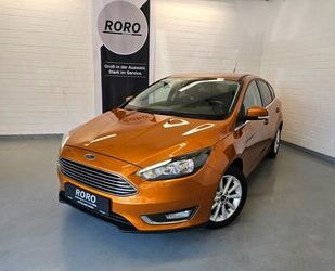 Ford Ford Focus Lim. 1.0 EcoBoost Titanium +TEMP/LMF/N Gebrauchtwagen