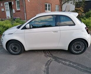 Fiat Fiat 500e Action Limousine 23,8 kWh Gebrauchtwagen