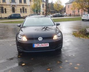 VW Volkswagen Golf VII Variant Comfortline BMT Gebrauchtwagen