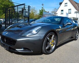 Ferrari Ferrari California,4,3 V8 Keramik Leder Braun, 20 Gebrauchtwagen