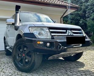 Mitsubishi Mitsubishi Pajero 3,2 DI-D Intense Automatik Gebrauchtwagen