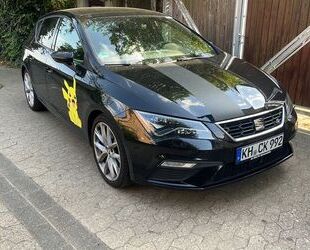 Seat Seat Leon FR 2.0 TSI DSG/AHK/Pano/Digital/Keyless Gebrauchtwagen