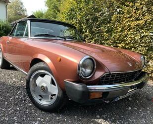 Fiat Fiat Pininfarina 124 Spider DS - Baujahr 1985 Erst Gebrauchtwagen