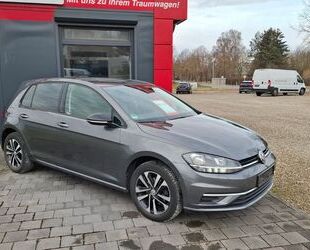 VW Volkswagen Golf VII Lim. IQ.DRIVE Navi/SHZ/ALU Gebrauchtwagen