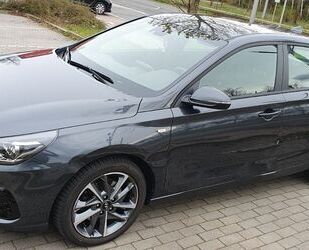 Hyundai Hyundai i30 1.0 T-GDI Pure: Garantie bis 2028 Gebrauchtwagen