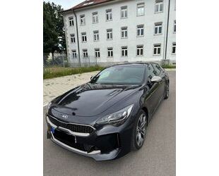 Kia Kia Stinger 3.3 T-GDI AWD GT Rote Ledersitz Gebrauchtwagen