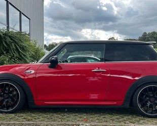 Mini MINI JCW*HUD*GEWINDE*8x18 Zoll*HARMAN KARDON*LED* Gebrauchtwagen