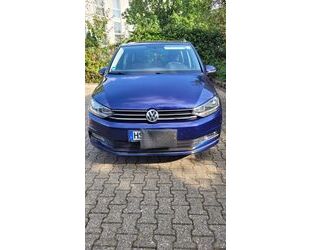 VW Volkswagen Touran 1.6 TDI SCR DSG Gebrauchtwagen