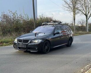 BMW BMW 325i Touring M-Paket*Xenon*Navi Prof.*Pano Gebrauchtwagen