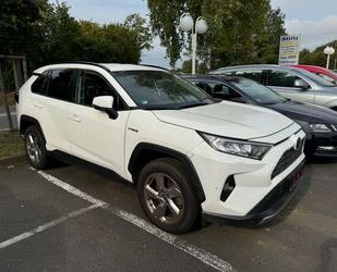 Toyota Toyota RAV 4 RAV4 Hybrid 4x2 Team Deutschland Gebrauchtwagen