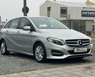 Mercedes-Benz Mercedes-Benz B 180 7G-AUTOMATIK AHK NAVI CAM SHZ Gebrauchtwagen