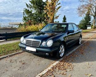 Mercedes-Benz Mercedes-Benz E 230 CLASSIC Classic Gebrauchtwagen