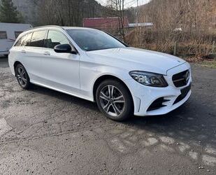 Mercedes-Benz Mercedes-Benz C 220 d 4MATIC T Autom. - AMG Night Gebrauchtwagen