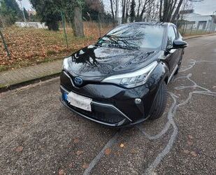 Toyota Toyota C-HR 2.0-l-VVTi Hybrid Gebrauchtwagen