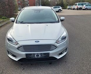 Ford Ford Focus Lim. Titanium Gebrauchtwagen