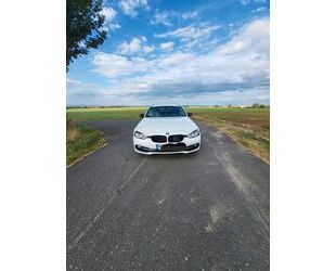 BMW BMW 320d Touring Advantage Advantage Gebrauchtwagen