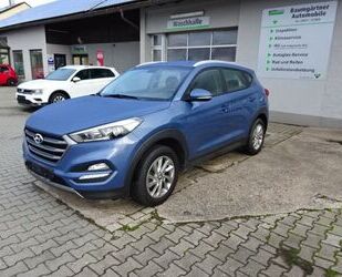 Hyundai Hyundai Tucson 2.0 CRDi-- Style 4WD--AHK--Navi--SH Gebrauchtwagen