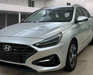 Hyundai Hyundai i30 cw Advanced Mild-Hybrid Kamera/PDC/Alu Gebrauchtwagen