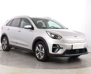 Kia Kia e-Niro 64 kWh 2021 , Automatik, Scheckheft, Gebrauchtwagen