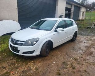 Opel Opel Astra 1.9 CDTI Edition 110kW Edition Gebrauchtwagen