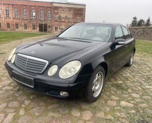 Mercedes-Benz Mercedes-Benz E 240 CLASSIC / Navi / Standheizung Gebrauchtwagen