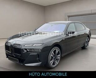 BMW BMW 740d xDriveM B&W ExcecutivS TV BRAUNMASSAGEVOL Gebrauchtwagen