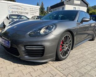 Porsche Porsche Panamera GTS *2. Hand *SportChrono *BOSE Gebrauchtwagen