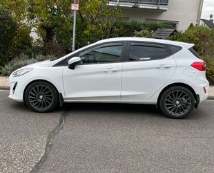 Ford Ford Fiesta 1,0 EcoBoost 74kW // neuer Garantiemot Gebrauchtwagen