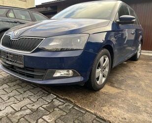 Skoda Skoda Fabia 1.2l TSI 66kW Combi Ambition, SHZ, Alu Gebrauchtwagen