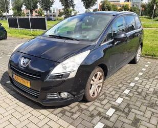 Peugeot Peugeot 5008 1.6 THP Blue Lease Executive 7p. Gebrauchtwagen