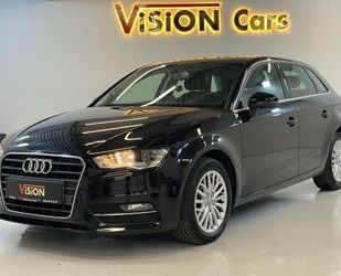 Audi Audi A3 Sportback ambiente*S tronic*2 Hand*Scheckh Gebrauchtwagen