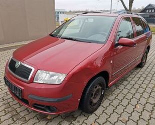 Skoda Skoda Fabia Combi 1.4 16V Ambiente Automatik -Klim Gebrauchtwagen