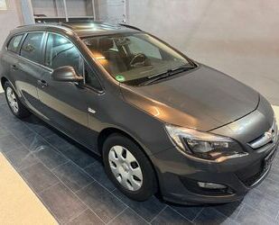 Opel Opel Astra J Sports Tourer Style. Top Zustand Gebrauchtwagen