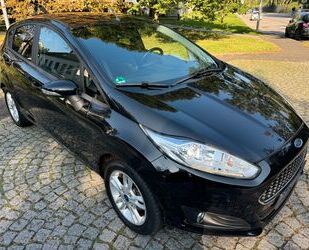 Ford Ford Fiesta 1,0 EcoBoost Titanium Klima Tempomat 2 Gebrauchtwagen