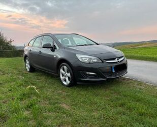 Opel Opel Astra Sports Tourer / Kombi / AHK / nur 66t k Gebrauchtwagen