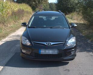 Hyundai Hyundai i30 CW 1.4 Classic TÜV NEU Gebrauchtwagen