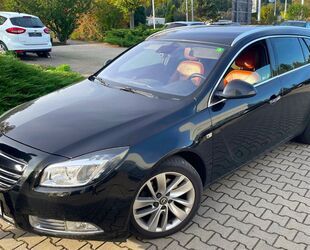 Opel Opel Insignia ST 2.0 BiT CDTI NAVI,XENON,LEDER,ALL Gebrauchtwagen