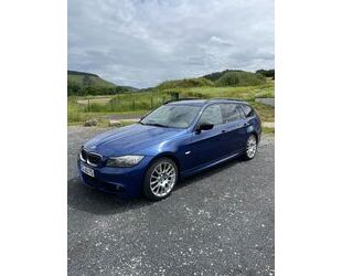 BMW BMW 330d xDrive Touring - Gebrauchtwagen