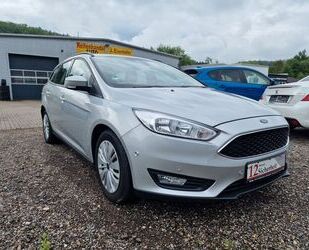 Ford Ford Focus Kombi Busin-NAVI-Sitz+Lenkradhzg-AUTOMA Gebrauchtwagen