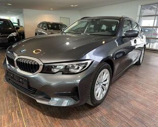 BMW BMW 318 d Touring*LED*ACC*17