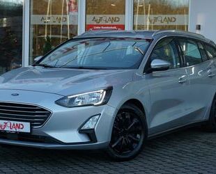 Ford Ford Focus Turnier 1.0 EcoBoost Aut. Navi Winterpa Gebrauchtwagen