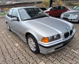 BMW BMW 318i E36 Limousine 1.Hand 86794km SHZ Klima Gebrauchtwagen