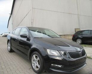 Skoda Skoda Octavia Lim. Ambition- Navi-SHZ-DAB-PDC-Insp Gebrauchtwagen