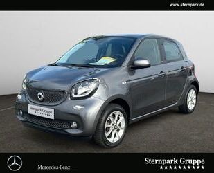 Smart Smart forfour passion 66 kW twinamic NAVI*SHZ*LED* Gebrauchtwagen