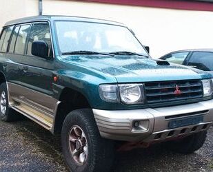 Mitsubishi Mitsubishi Pajero 2,5 TD - Gebrauchtwagen