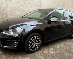 VW Volkswagen Golf 1.2 TSI ALLSTAR EURO 6 Scheckheft Gebrauchtwagen