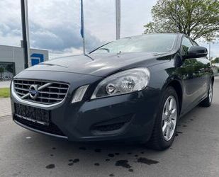 Volvo Volvo V60 Kombi Kinetic 1.6 Benziner 150 Ps Navi Gebrauchtwagen