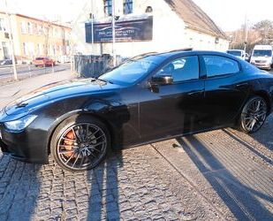 Maserati Maserati GHIBLI LIMOUSINE 3.0 V6 *VOLLAUSSTATTUNG* Gebrauchtwagen